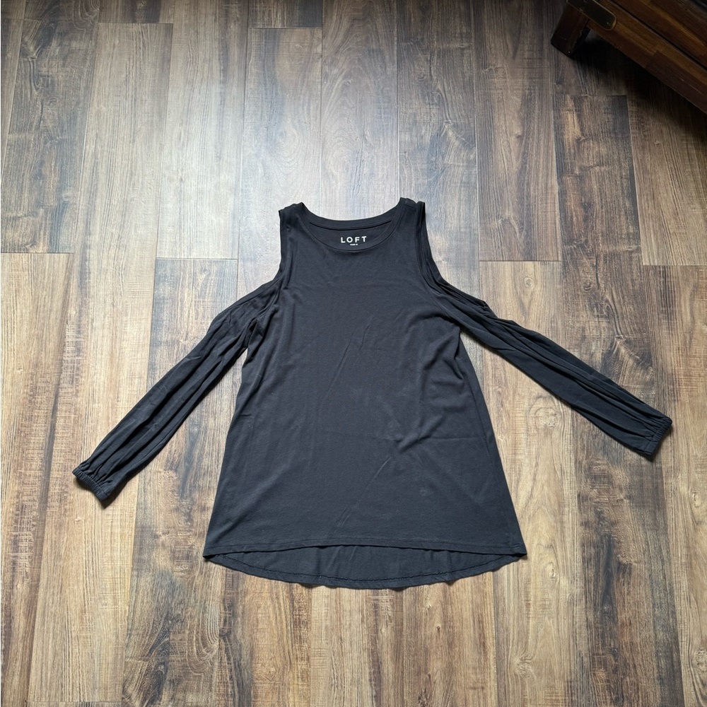 Women’s Loft Black Long Sleeve (Open Shoulder)